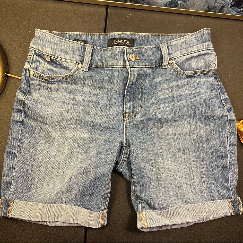 Talbots Petite Flawless 5-Pocket Boyfriend Jean Denim Shorts - Size 4p - Picture 6 of 6